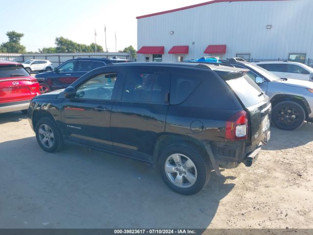 Photo 2 VIN: 1C4NJCEA3GD665998 - JEEP COMPASS 