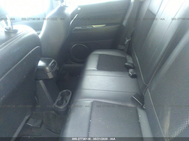 Photo 7 VIN: 1C4NJCEA4GD734729 - JEEP COMPASS 