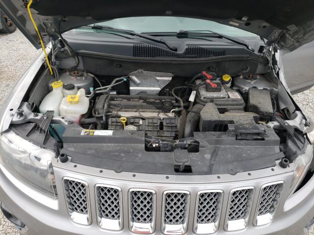 Photo 6 VIN: 1C4NJCEA5FD240796 - JEEP COMPASS 