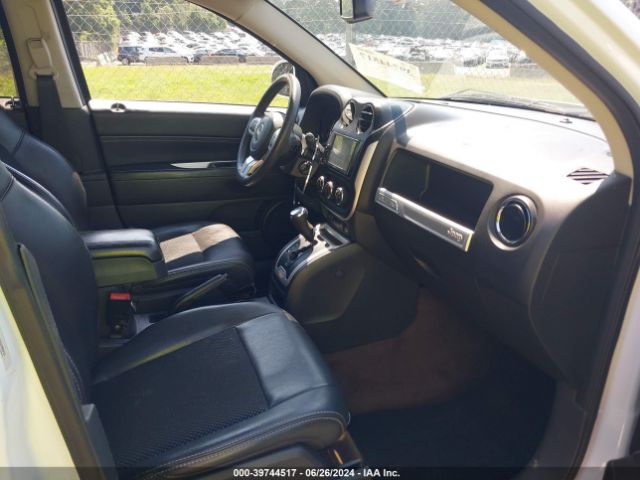 Photo 4 VIN: 1C4NJCEA5GD665632 - JEEP COMPASS 