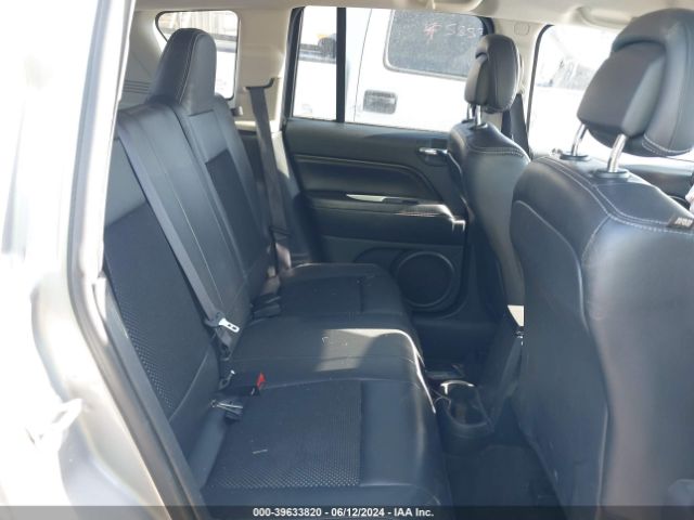 Photo 7 VIN: 1C4NJCEA5GD789738 - JEEP COMPASS 