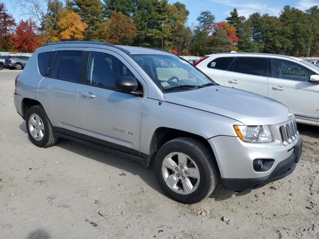 Photo 3 VIN: 1C4NJCEA6DD208419 - JEEP COMPASS LA 