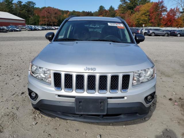 Photo 4 VIN: 1C4NJCEA6DD208419 - JEEP COMPASS LA 