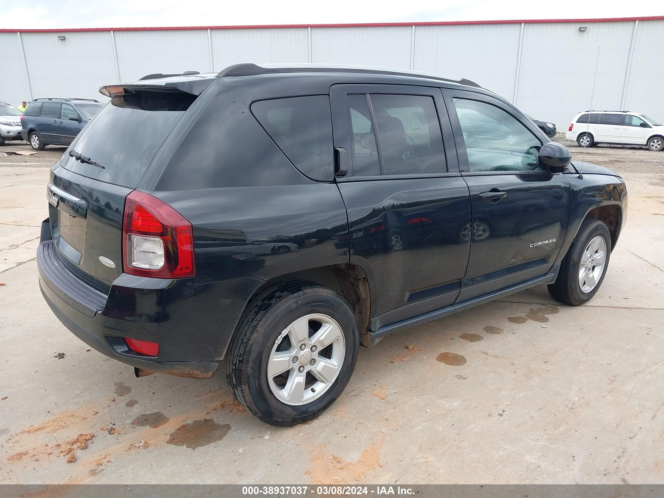 Photo 3 VIN: 1C4NJCEA6HD125790 - JEEP COMPASS 