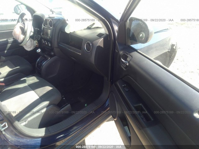 Photo 4 VIN: 1C4NJCEA7CD664640 - JEEP COMPASS 