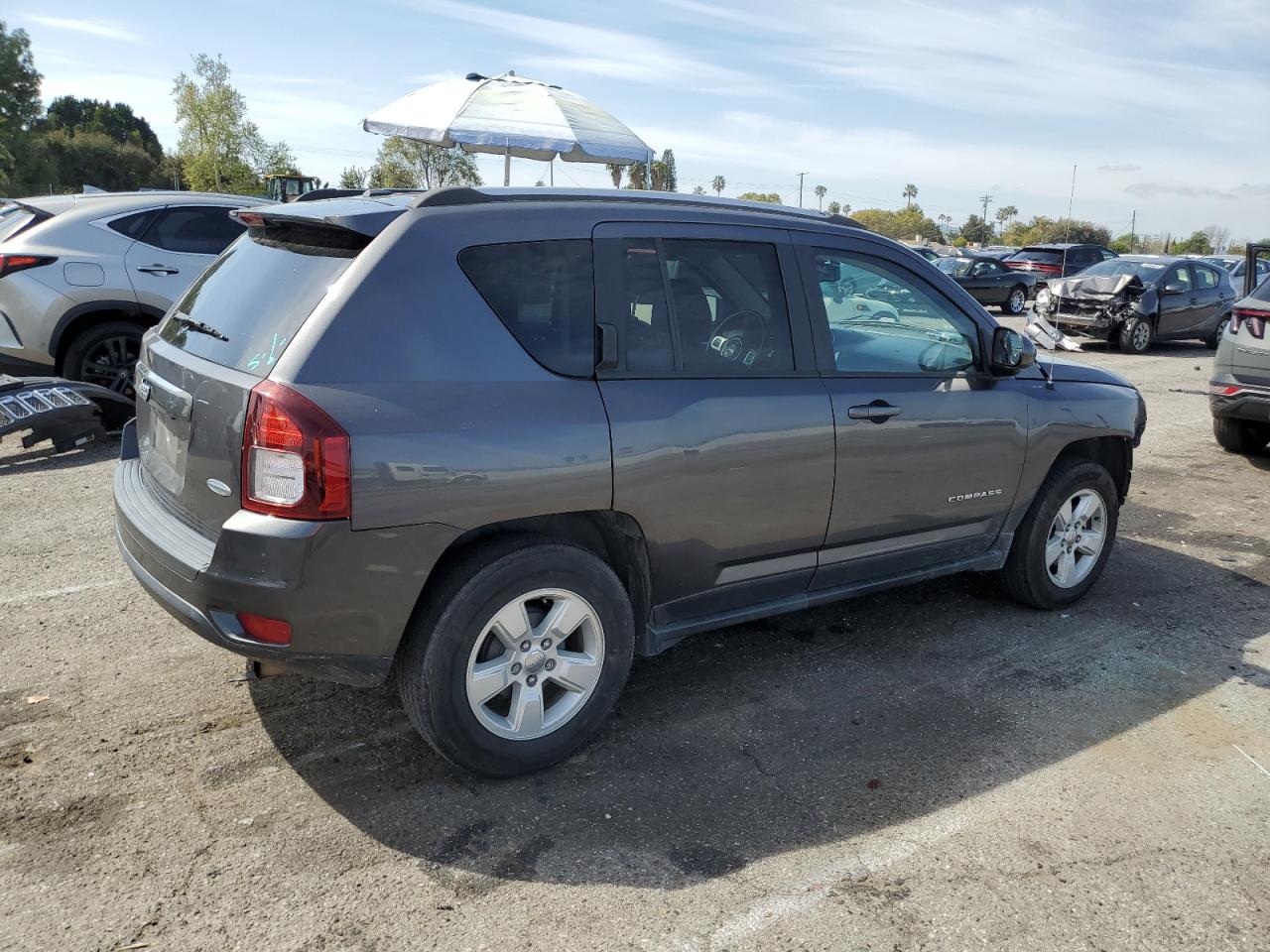 Photo 2 VIN: 1C4NJCEA7HD116967 - JEEP COMPASS 