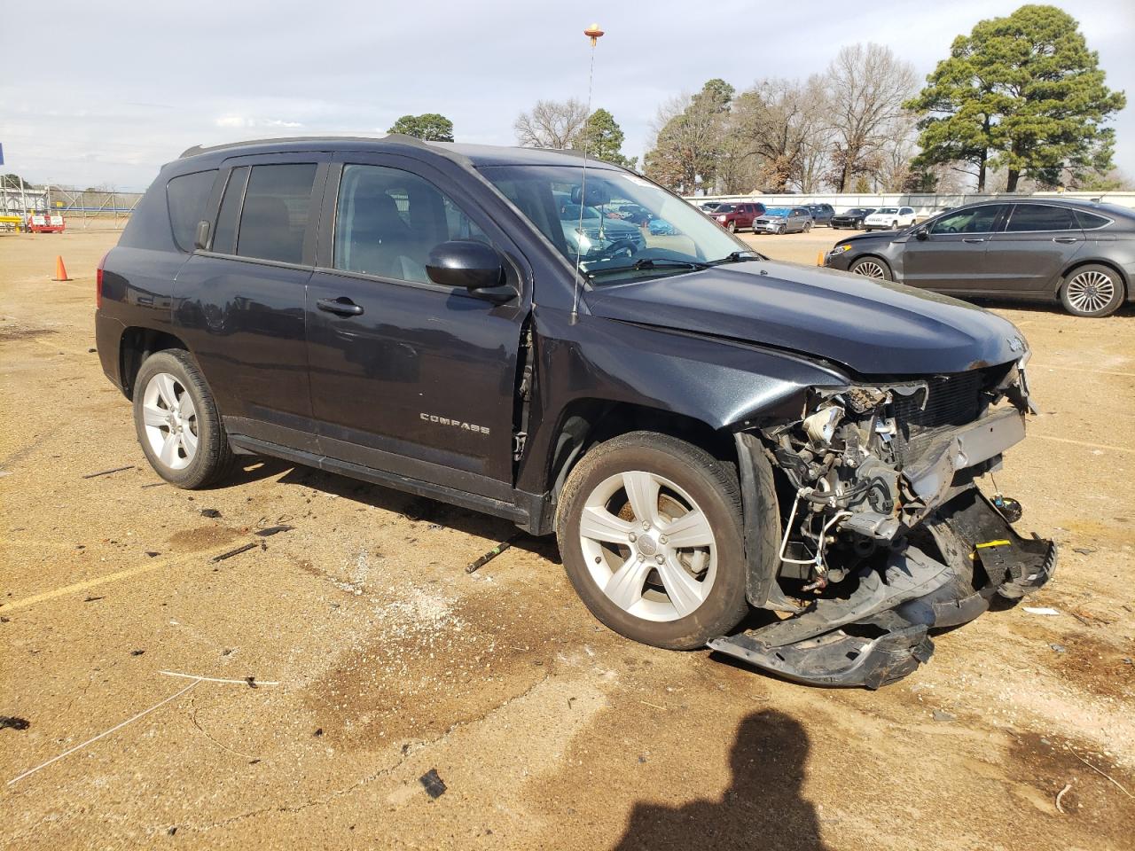 Photo 3 VIN: 1C4NJCEA8GD542942 - JEEP COMPASS 