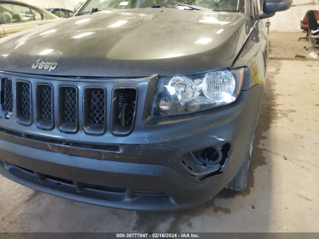 Photo 5 VIN: 1C4NJCEA8GD815295 - JEEP COMPASS 