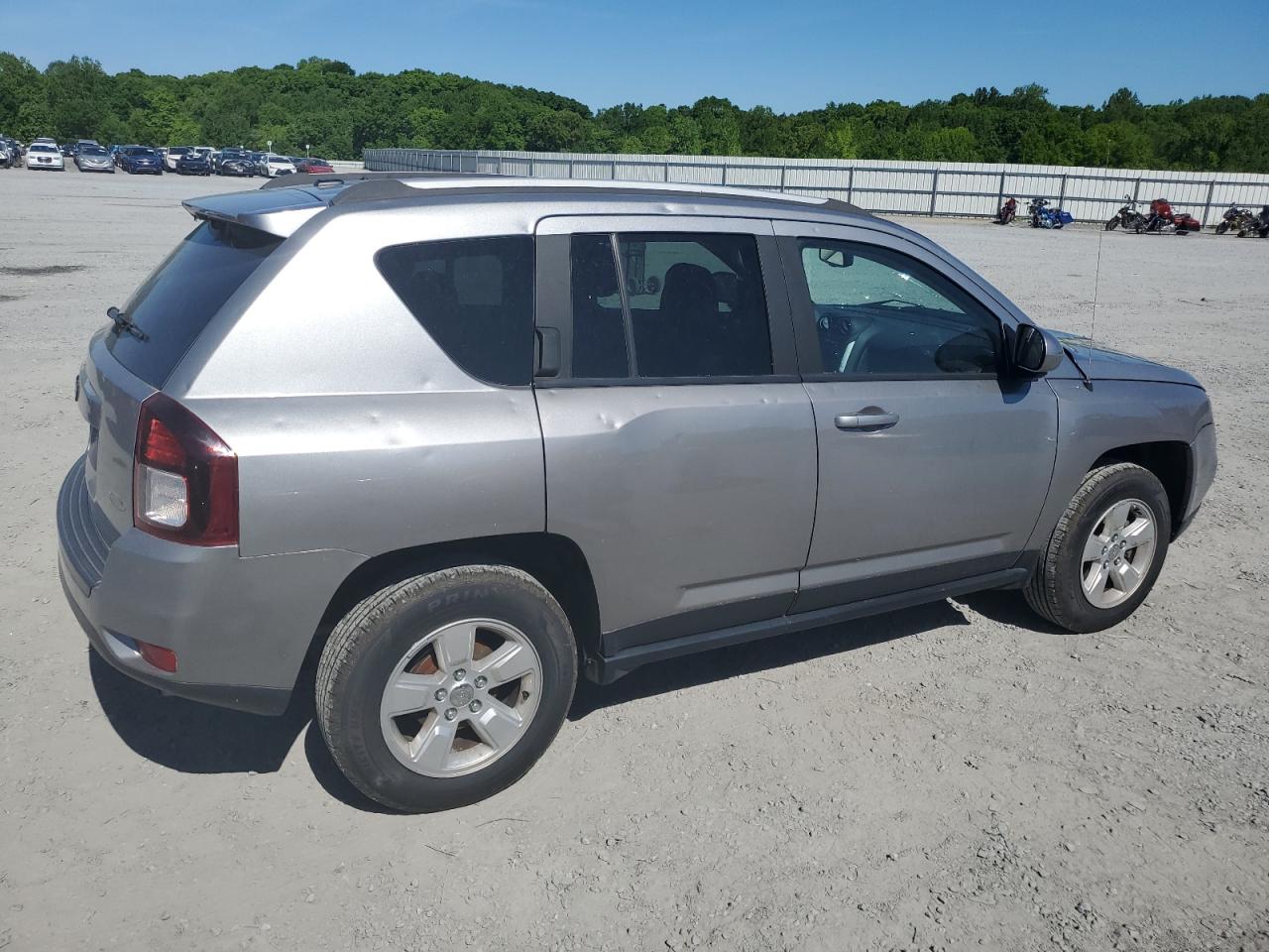 Photo 2 VIN: 1C4NJCEA8HD115567 - JEEP COMPASS 