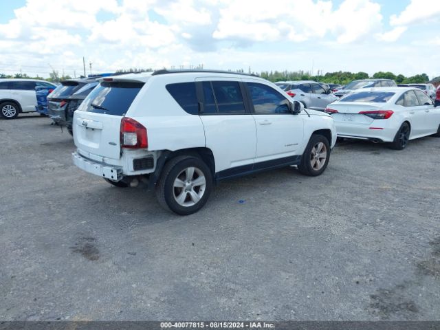 Photo 3 VIN: 1C4NJCEA9GD628227 - JEEP COMPASS 