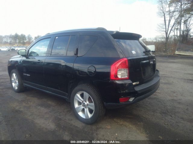 Photo 2 VIN: 1C4NJCEAXCD589772 - JEEP COMPASS 