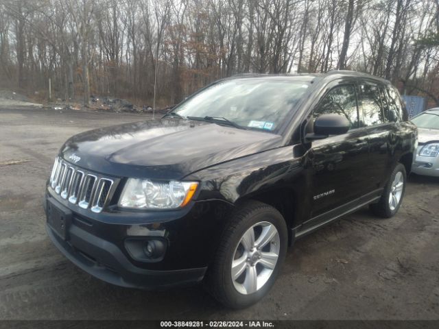 Photo 5 VIN: 1C4NJCEAXCD589772 - JEEP COMPASS 