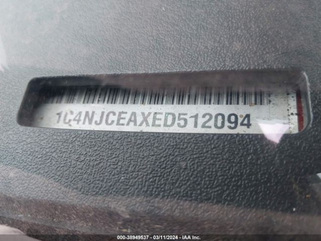 Photo 8 VIN: 1C4NJCEAXED512094 - JEEP COMPASS 