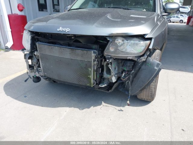 Photo 5 VIN: 1C4NJCEAXED529624 - JEEP COMPASS 