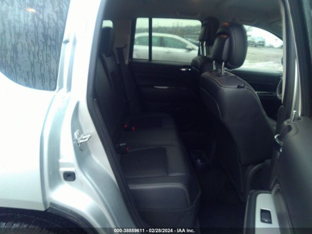 Photo 7 VIN: 1C4NJCEAXED619193 - JEEP COMPASS 