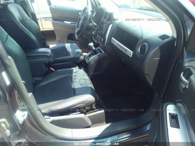 Photo 4 VIN: 1C4NJCEAXED647530 - JEEP COMPASS 