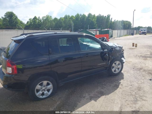 Photo 3 VIN: 1C4NJCEAXGD744231 - JEEP COMPASS 