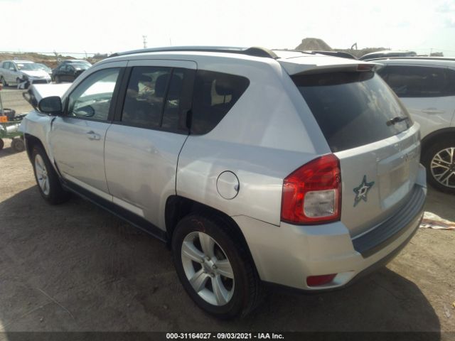 Photo 2 VIN: 1C4NJCEB0CD640088 - JEEP COMPASS 