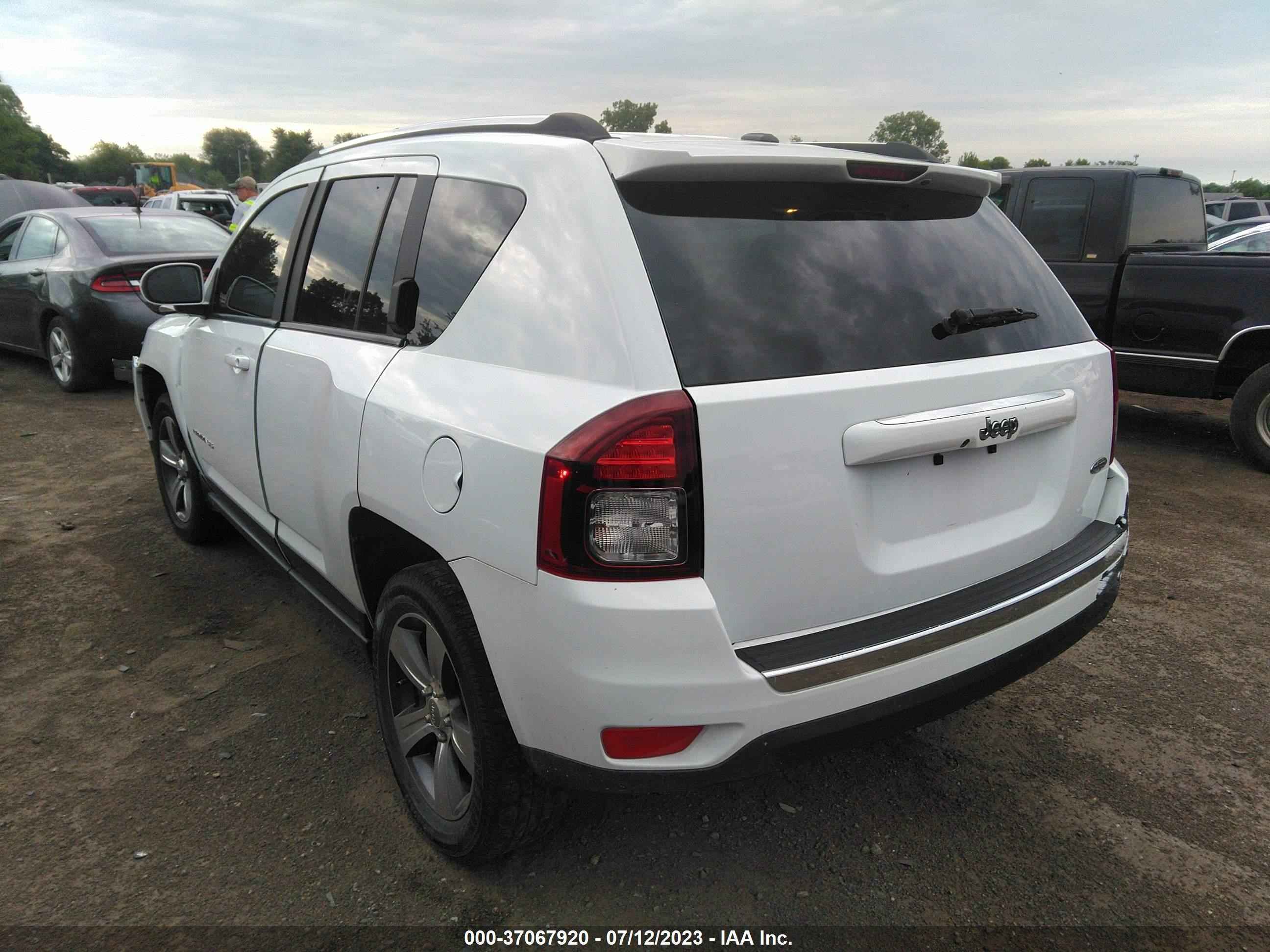 Photo 3 VIN: 1C4NJCEB0HD199005 - JEEP COMPASS 