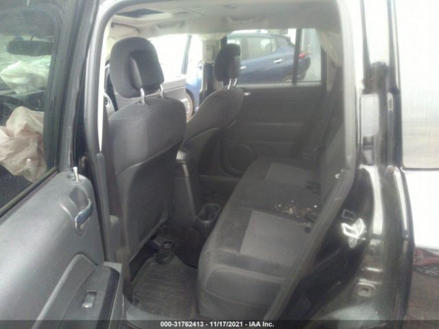 Photo 7 VIN: 1C4NJCEB1DD246892 - JEEP COMPASS 