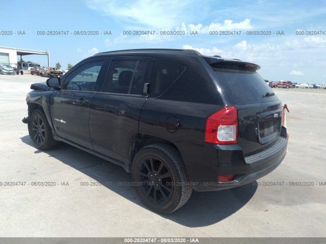 Photo 2 VIN: 1C4NJCEB3CD688393 - JEEP COMPASS 