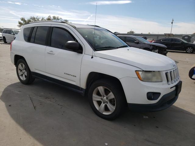 Photo 3 VIN: 1C4NJCEB4CD601441 - JEEP COMPASS 