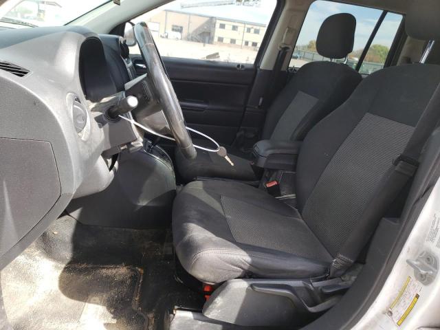 Photo 6 VIN: 1C4NJCEB4CD601441 - JEEP COMPASS 