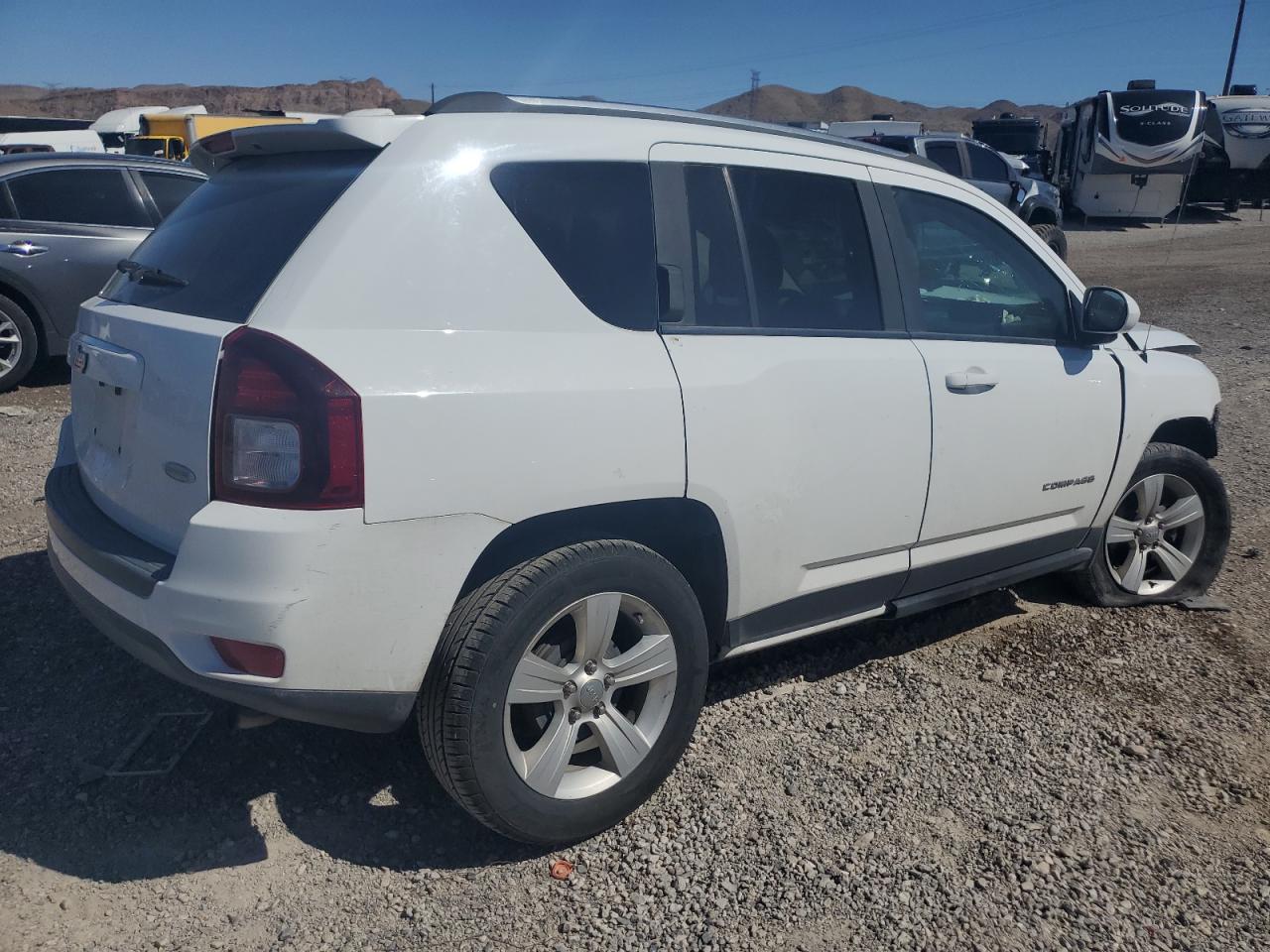 Photo 2 VIN: 1C4NJCEB5ED705164 - JEEP COMPASS 