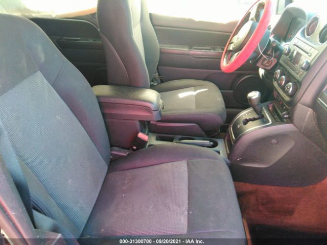 Photo 4 VIN: 1C4NJCEB6DD265518 - JEEP COMPASS 