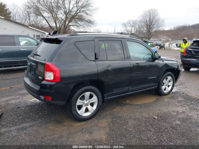 Photo 3 VIN: 1C4NJCEB8DD223545 - JEEP COMPASS 