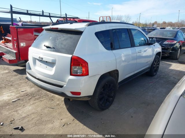 Photo 3 VIN: 1C4NJCEBXCD716030 - JEEP COMPASS 