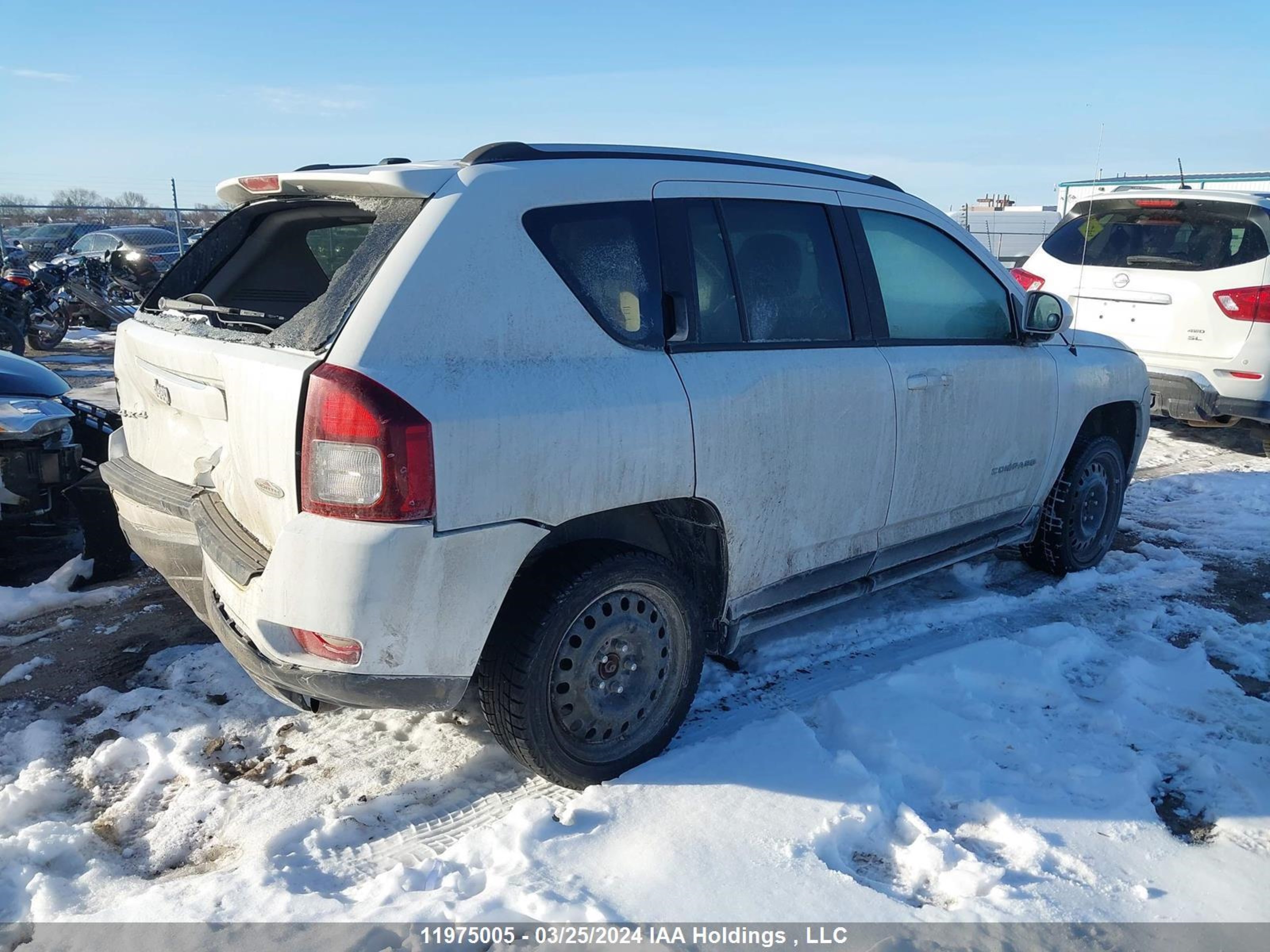 Photo 3 VIN: 1C4NJDAB0ED819987 - JEEP COMPASS 