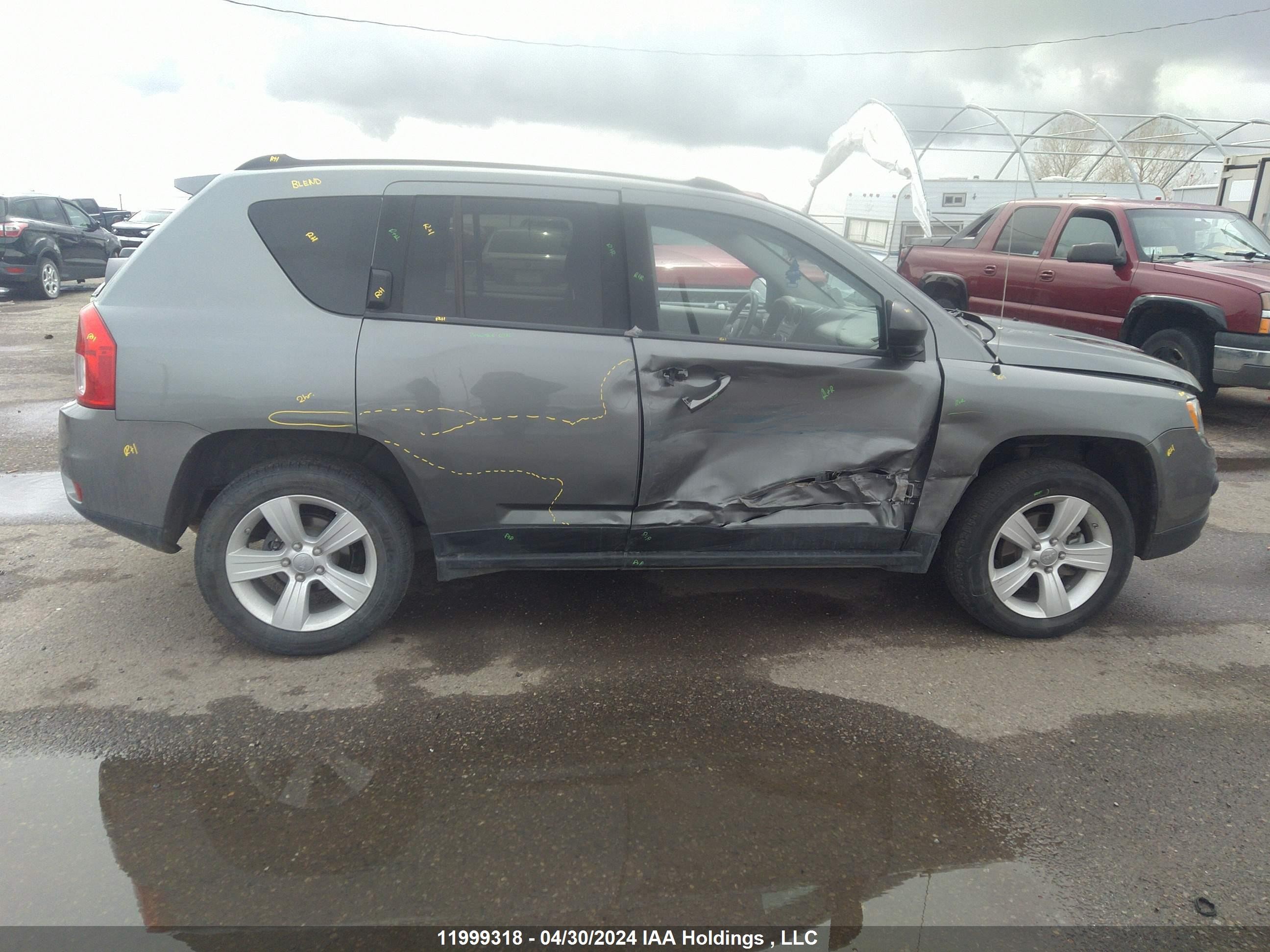 Photo 12 VIN: 1C4NJDAB5CD641880 - JEEP COMPASS 