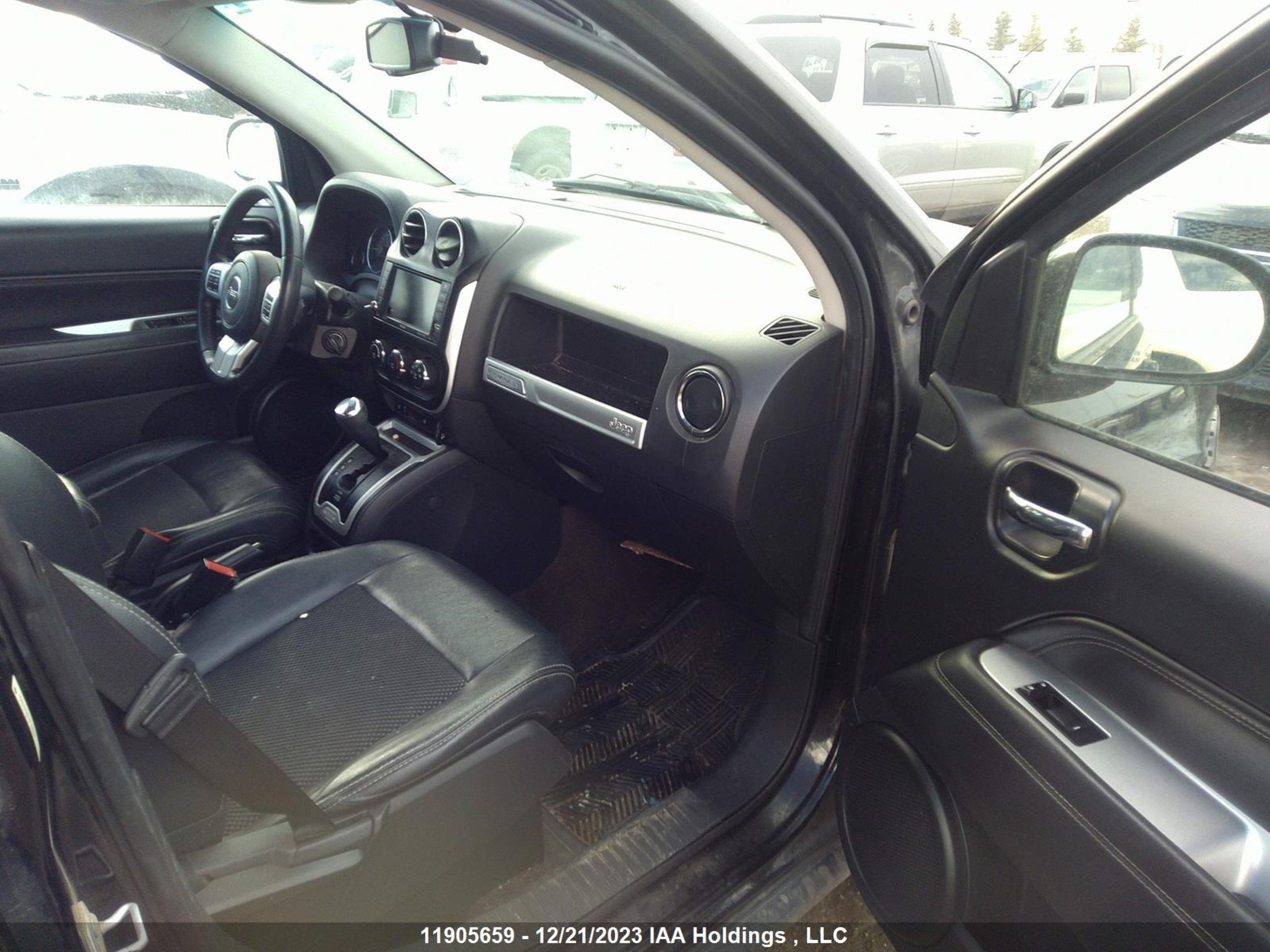 Photo 4 VIN: 1C4NJDAB6GD571571 - JEEP COMPASS 