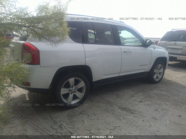 Photo 3 VIN: 1C4NJDAB7CD574795 - JEEP COMPASS 