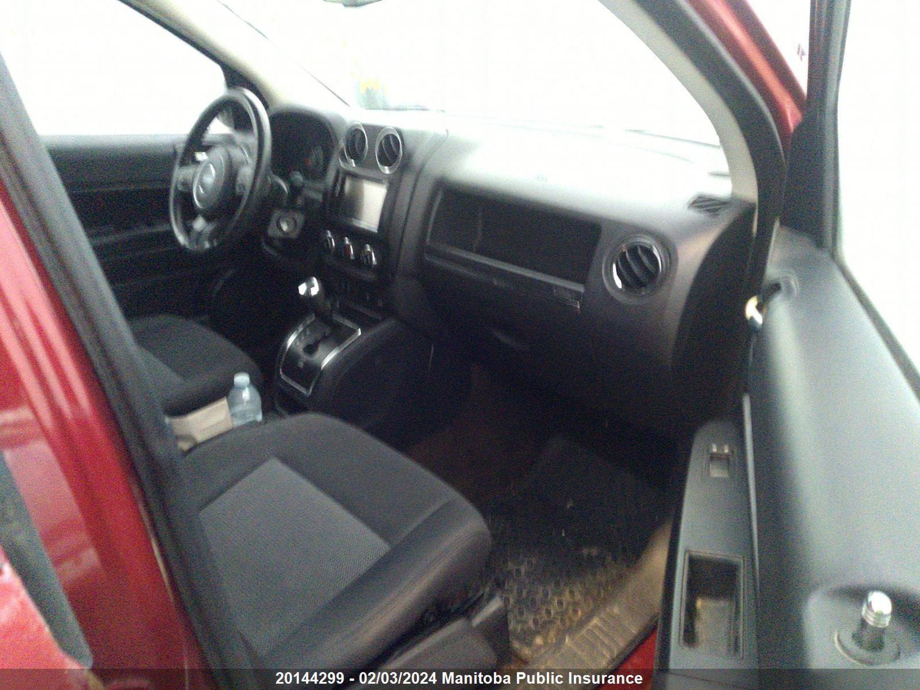 Photo 4 VIN: 1C4NJDAB8DD120315 - JEEP COMPASS 