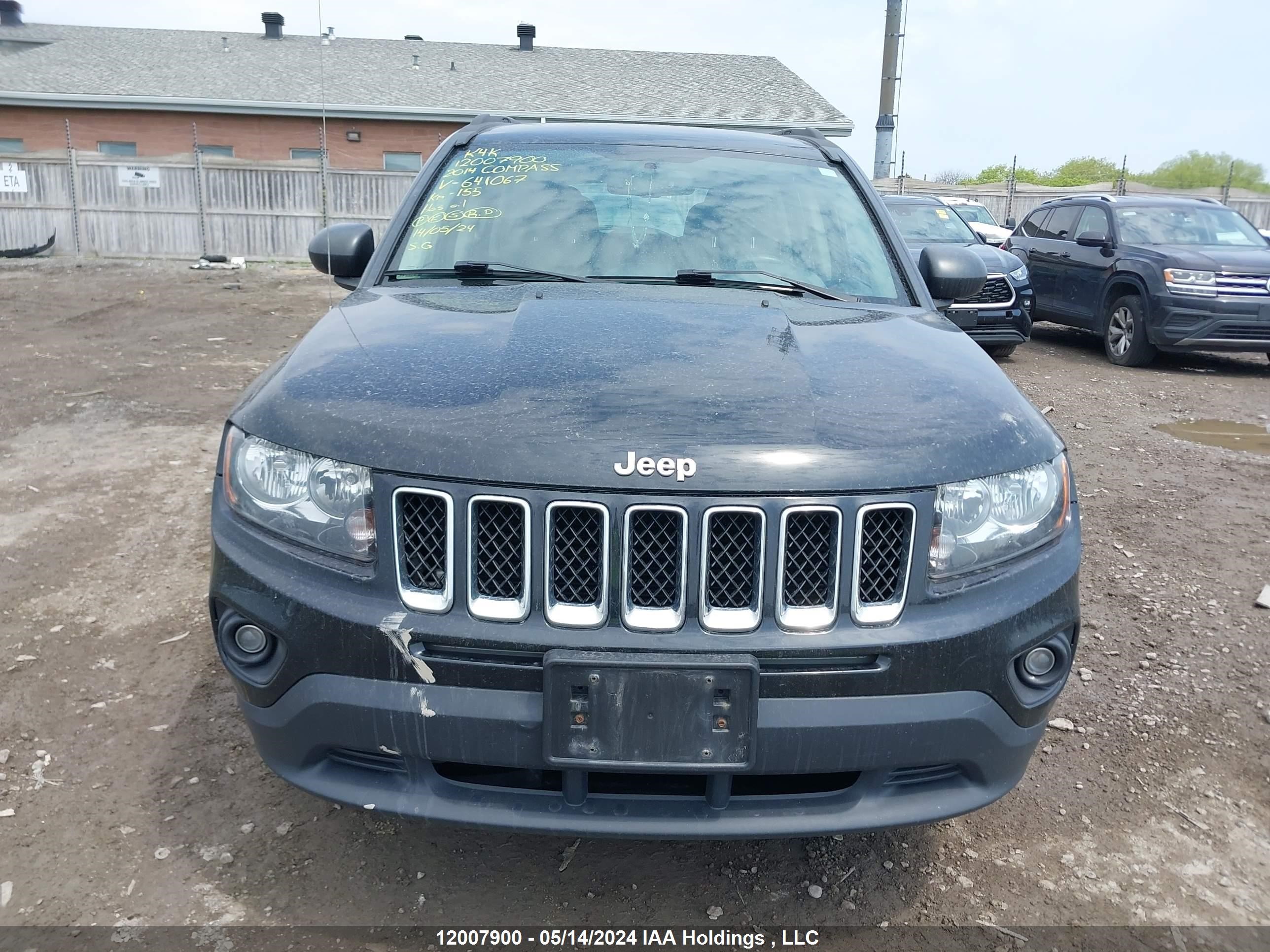 Photo 11 VIN: 1C4NJDABXED641067 - JEEP COMPASS 