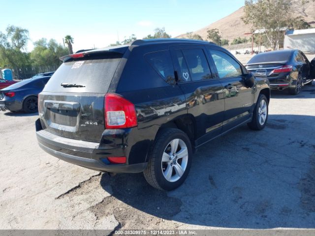 Photo 3 VIN: 1C4NJDBB0CD650470 - JEEP COMPASS 