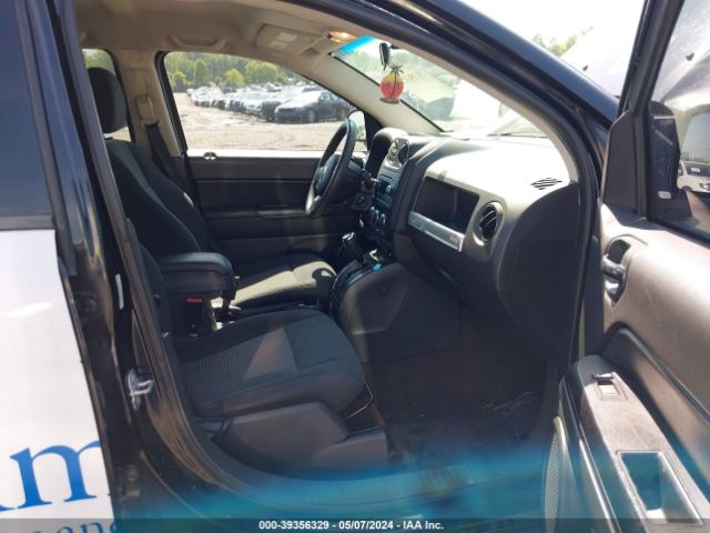 Photo 4 VIN: 1C4NJDBB0ED842250 - JEEP COMPASS 