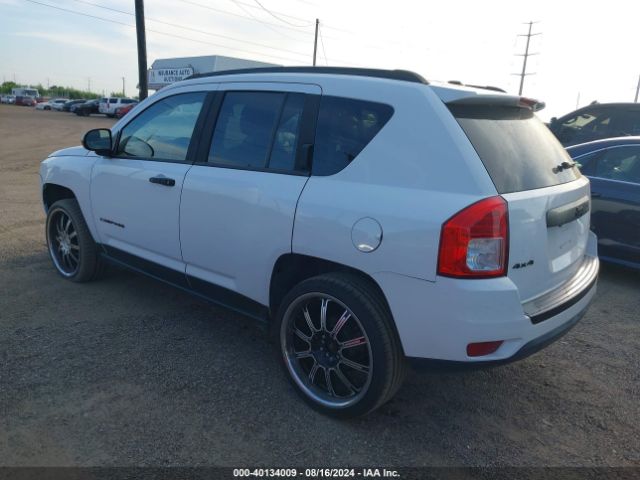 Photo 2 VIN: 1C4NJDBB0FD232088 - JEEP COMPASS 