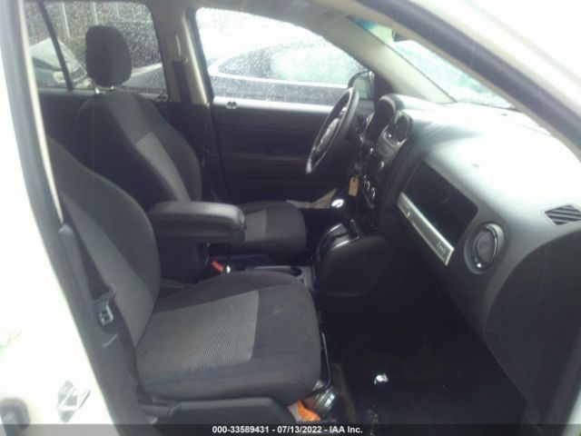 Photo 4 VIN: 1C4NJDBB0GD755998 - JEEP COMPASS 