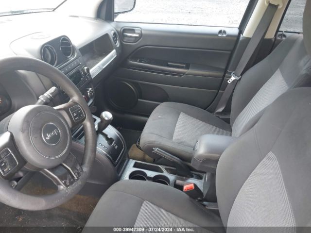 Photo 4 VIN: 1C4NJDBB0GD756181 - JEEP COMPASS 