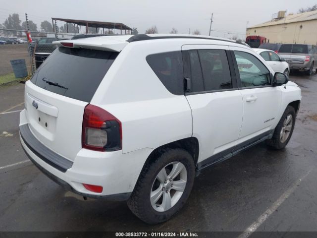 Photo 3 VIN: 1C4NJDBB1ED880392 - JEEP COMPASS 