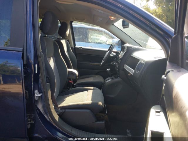 Photo 4 VIN: 1C4NJDBB1GD718622 - JEEP COMPASS 