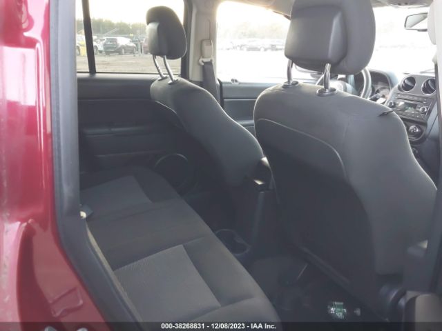 Photo 7 VIN: 1C4NJDBB1GD778514 - JEEP COMPASS 