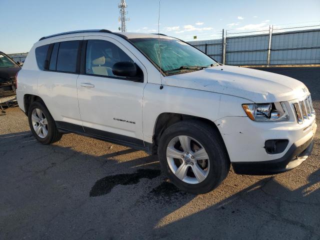 Photo 3 VIN: 1C4NJDBB2CD561970 - JEEP COMPASS 