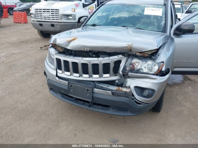 Photo 5 VIN: 1C4NJDBB2FD395311 - JEEP COMPASS 