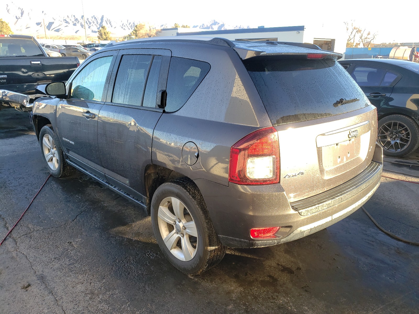 Photo 2 VIN: 1C4NJDBB2GD520387 - JEEP COMPASS SP 