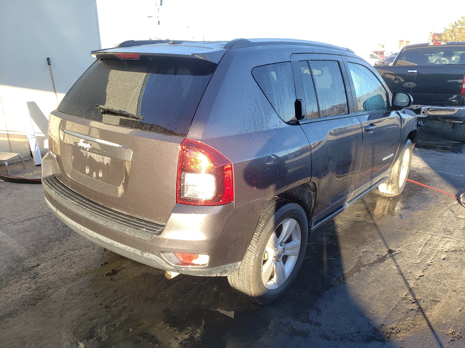 Photo 3 VIN: 1C4NJDBB2GD520387 - JEEP COMPASS SP 