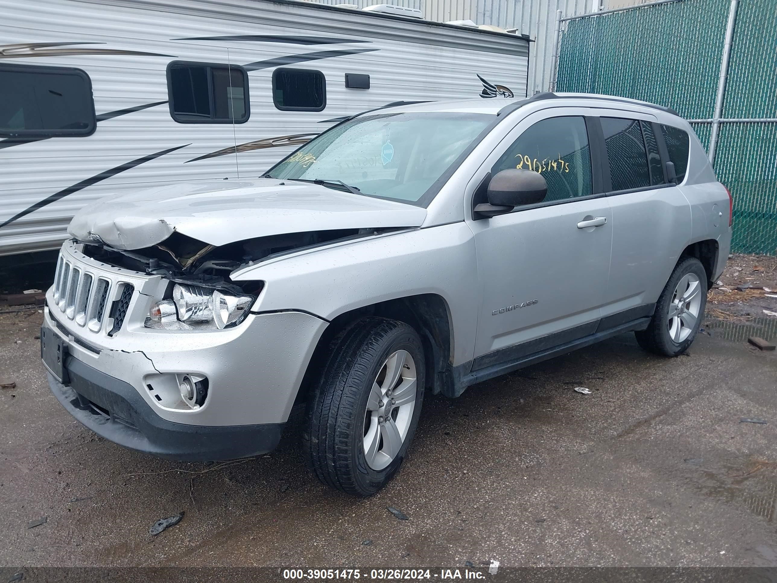 Photo 1 VIN: 1C4NJDBB3CD558639 - JEEP COMPASS 